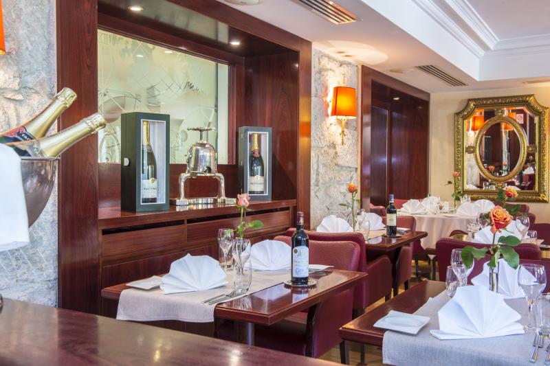 Hotel La Scala - Restaurant & Bar